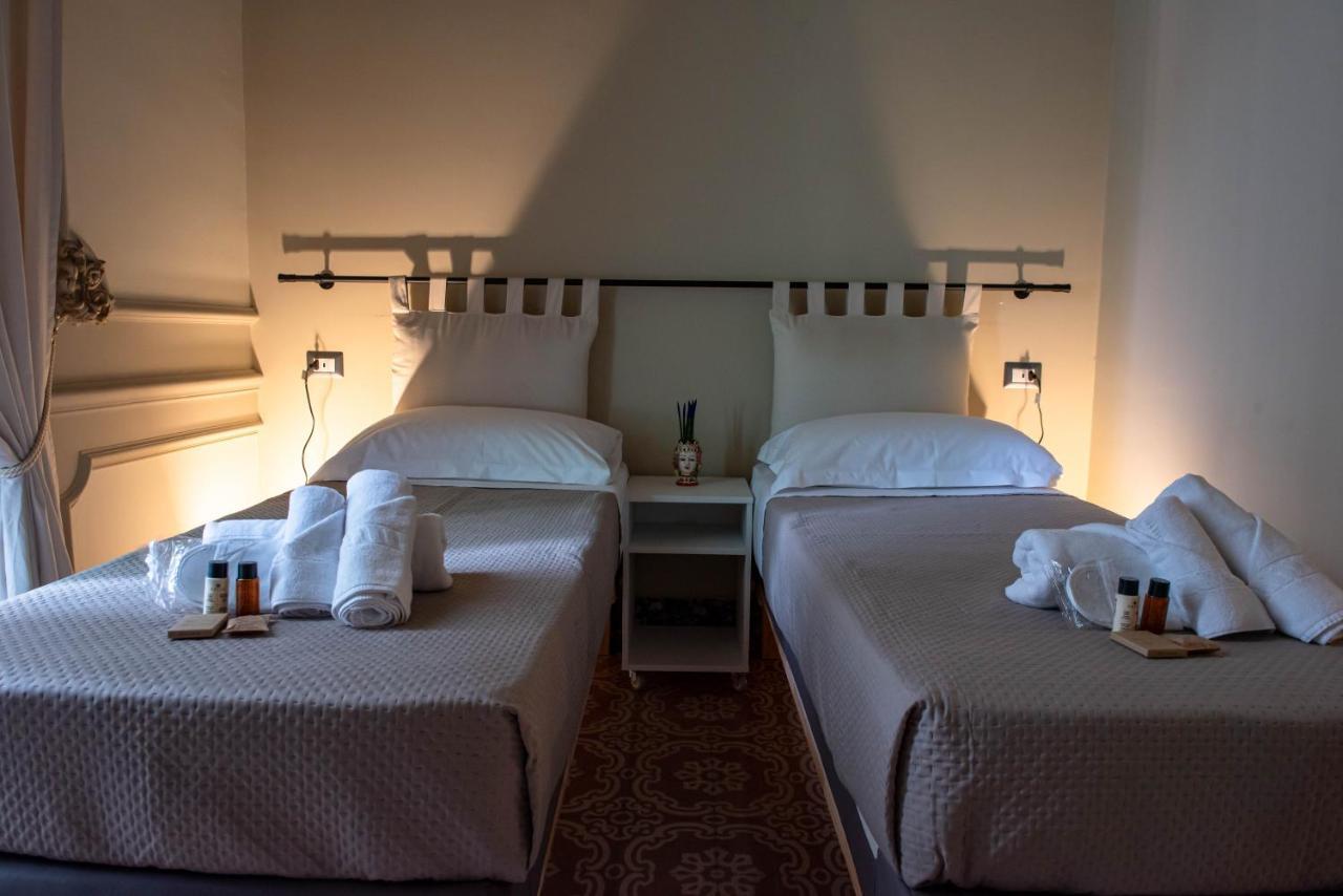Epoque Bed And Breakfast 墨西拿 外观 照片
